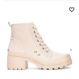 Chinese Laundry combat boot